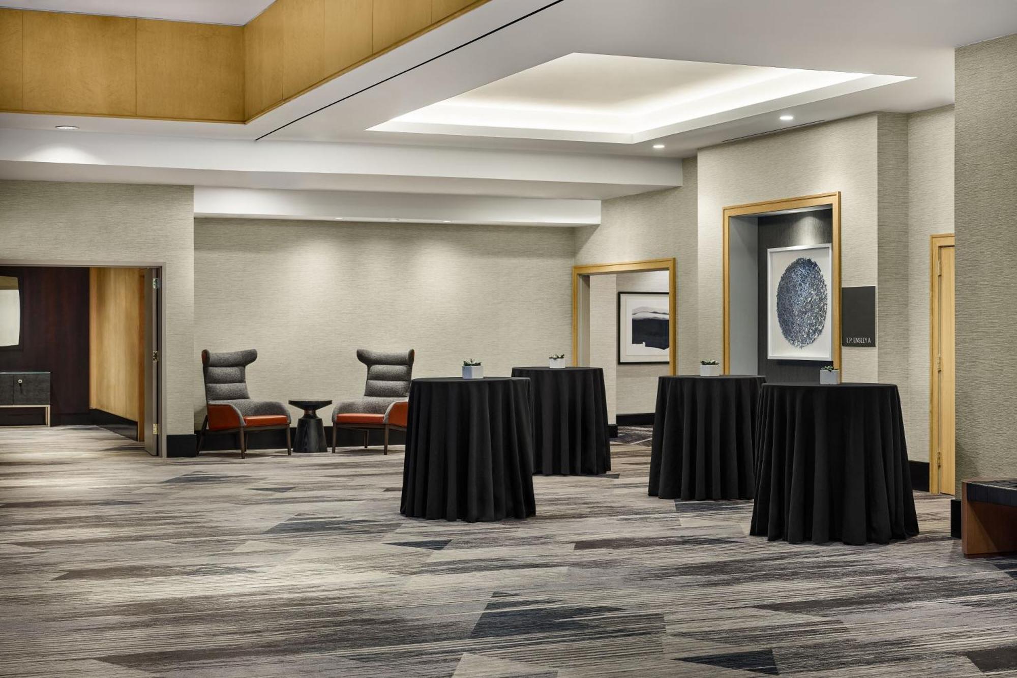 The Westin Denver Downtown Экстерьер фото